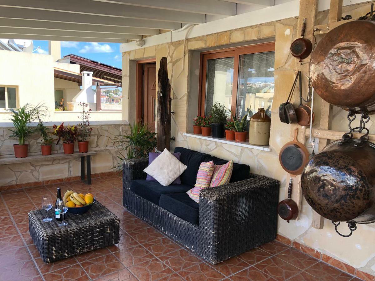 Mp Cozy Apartment Near The Sea Paphos Esterno foto