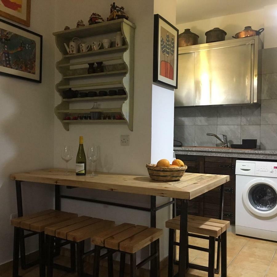 Mp Cozy Apartment Near The Sea Paphos Esterno foto